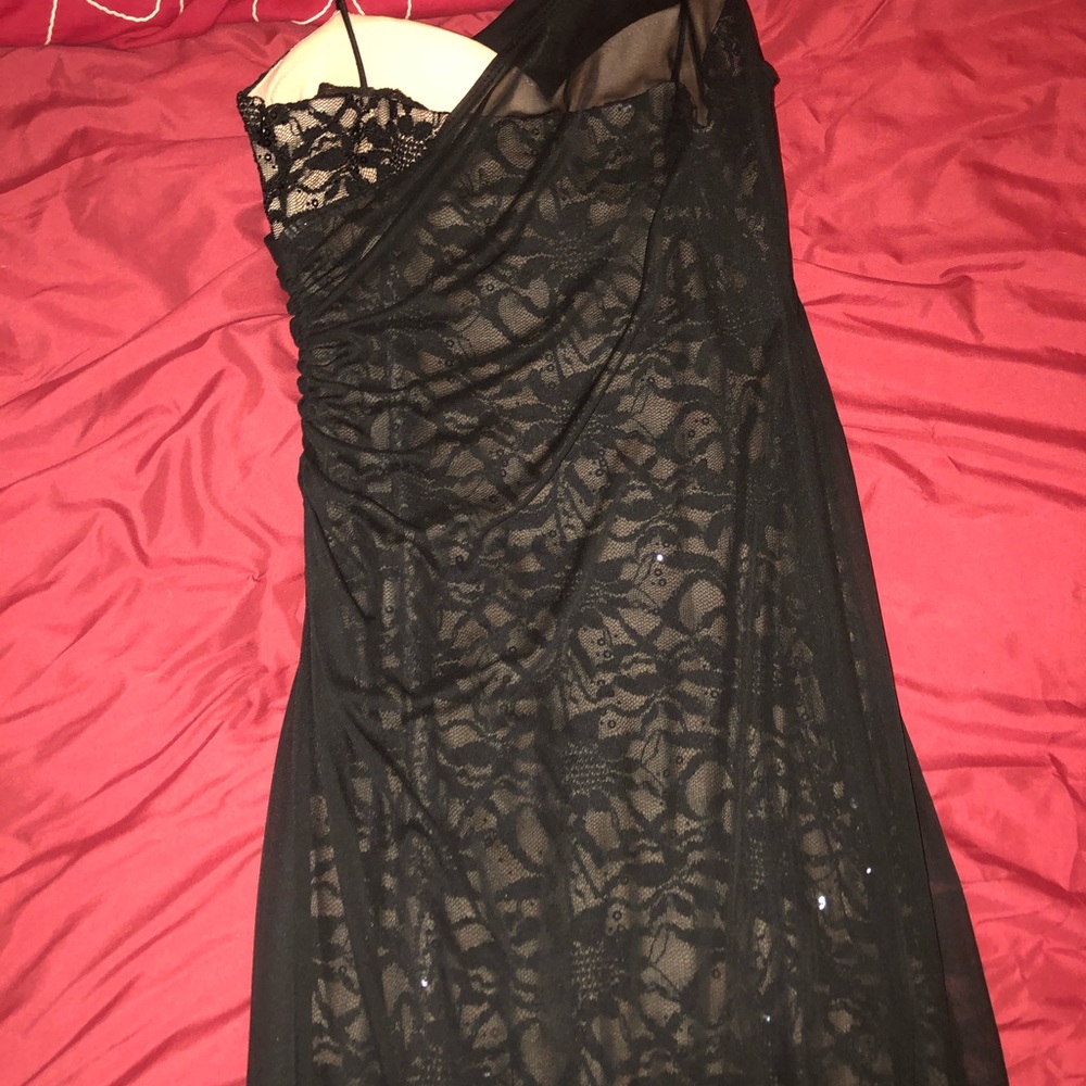 Dress - Picture 5 of 6